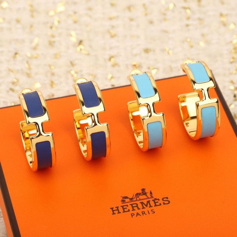 H**me5 bracelets